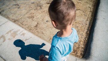 Mały chłopiec zagubił się na tętniącej życiem starówce Torunia – szczęśliwie zakończenie