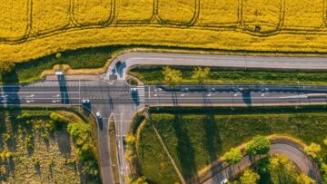 Młody kierowca naraża na niebezpieczeństwo innych użytkowników autostrady A1