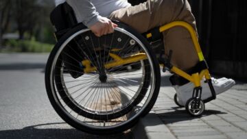 Wsparcie dla osób z niepełnosprawnościami kontynuowane przez Toruńskie Centrum Świadczeń Rodzinie w latach 2024-2028
