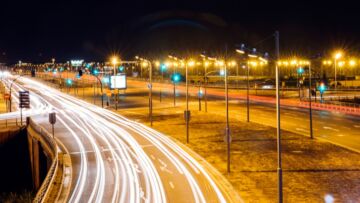 Szansa na ekologiczny rozwój Torunia: ogromne dofinansowanie na modernizację oświetlenia ulicznego