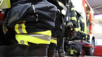 Alarmujący incydent we Włocławku: nocne pożary samochodów mogą wskazywać na podpalenie