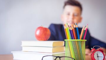 Twórcza inicjatywa Miejskiego Zakładu Komunikacji: uczniowie klas I-IV zaproszeni do stworzenia kalendarza na rok 2025