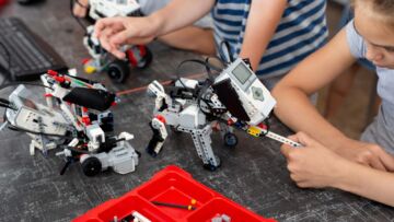 Nowe centrum dla dzieci w Toruniu: Innowacyjne zajęcia i robotyka w jednym miejscu!