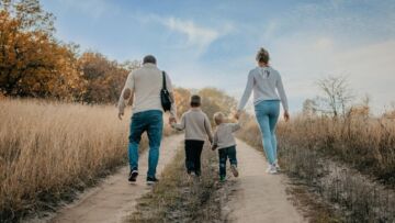 Wrzesień z Kujawsko-Pomorską Niebieską Linią: Bezpłatne wsparcie dla ofiar przemocy w Twoim mieście!