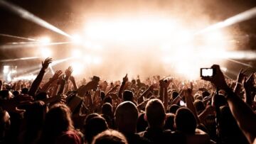 Toruńskie Muzyczne Szaleństwo: Zdobądź Darmowe Bilety na Koncerty Młodych Talentów!