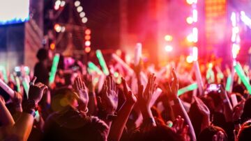 Kosmiczny wieczór pełen muzyki i iluminacji w Złejwsi Wielkiej!