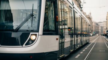 Świąteczny Tramwaj Toruń: Uchwyć Magię i Wygraj!