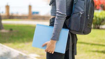 Toruń wspiera najlepszych absolwentów: mieszkania i innowacyjne możliwości dla młodych talentów