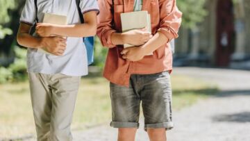 Młodzi Zawodowcy z Powiatu Toruńskiego Osiągają Sukcesy w Programie Stypendialnym