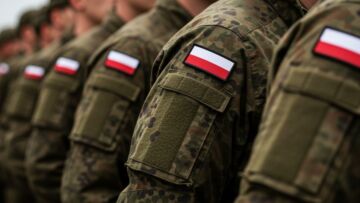 Nowi żołnierze w Toruniu: 56 ochotników składa uroczyste ślubowanie