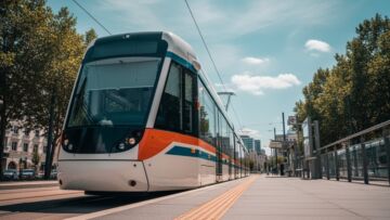 Tramwaje z duszą: Toruńskie patronki i patroni na torach
