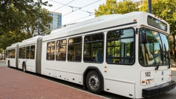 Nowe przystanki autobusowe w Gminie Wielka Nieszawka – inwestycja w drodze!