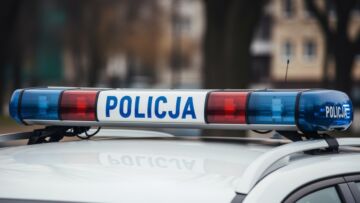Oszustwo na seniorach w Toruniu: Fałszywi funkcjonariusze w natarciu!