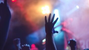 Toruńska Potańcówka w rytmach Beatlesów