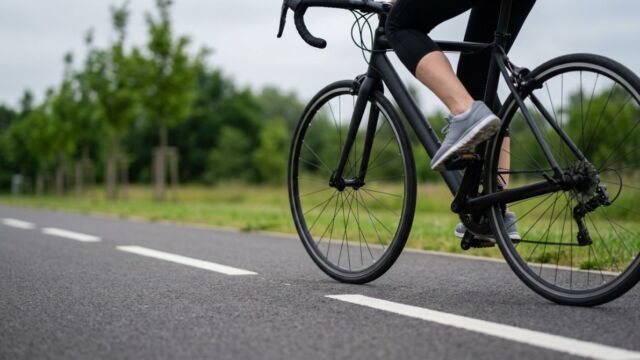 Petycja o ścieżkę przy drodze 2035C na sesji powiatu